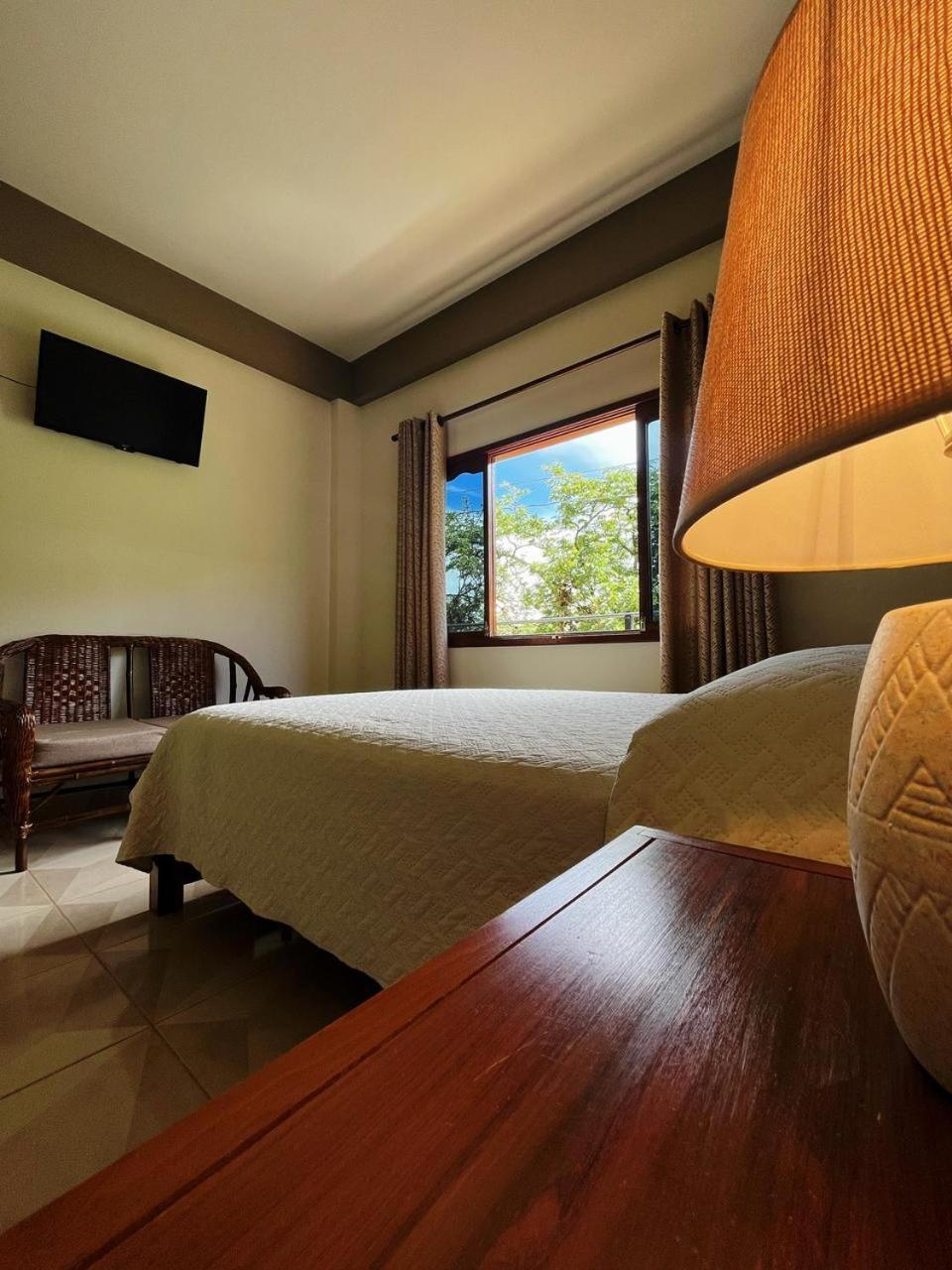 Hostal Dinosaurio Torotoro Eksteriør billede
